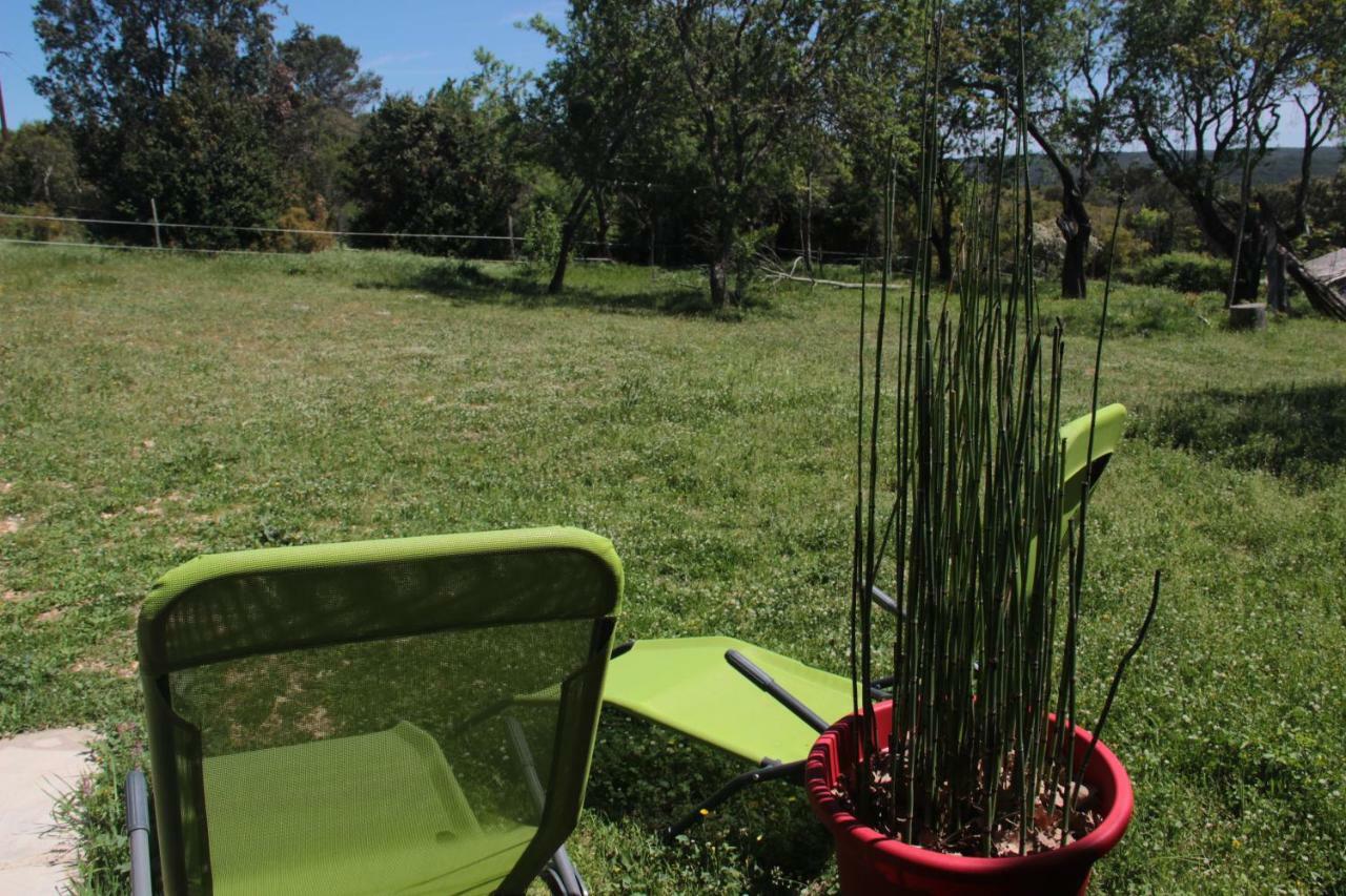 Russan Studio Gard Calme Et Nature מראה חיצוני תמונה